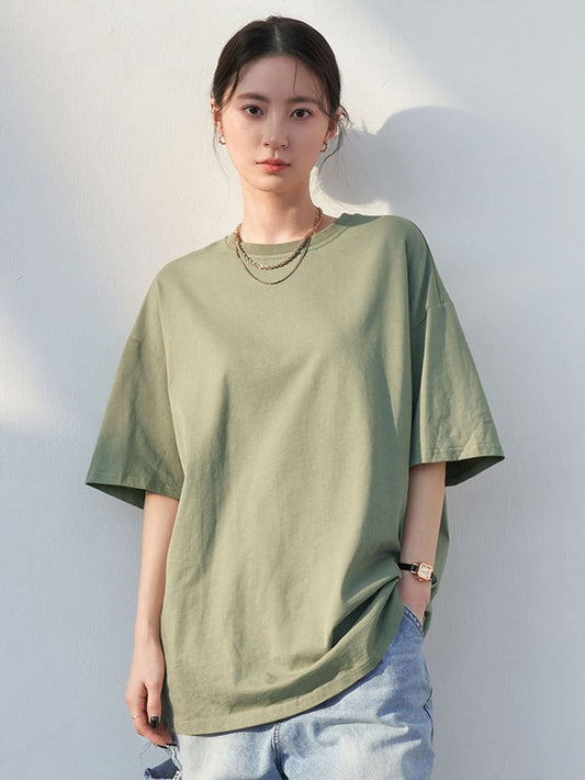 The Influence of Fashion on Lifestyle and Cultural Identity in the 21st Century